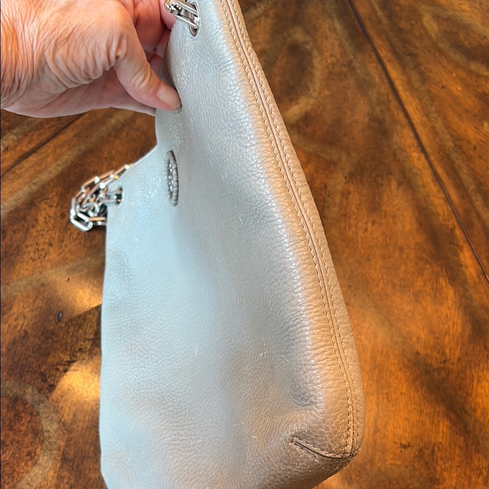Tory Burch Taupe Crossbody Bag with Pebbled Leather - Picture 6 of 13
